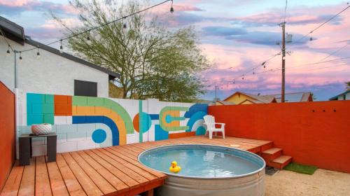 Governmental Mall House | Amazing NEW Oasis Pool, Mins to DT & PHX Airport