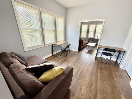 Back of the Yards House | Amazing Place to stay near Downtown Chicago!