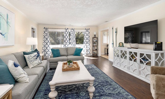 St. Simons Island Condo | Amazing renovated Condo in Sea Palms. Perfect for golfers! St. Simons Island