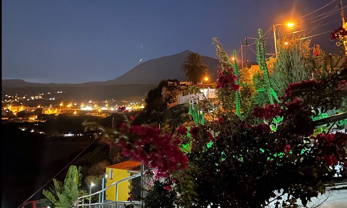 Buen Paso Apartment | AMAZING VIEWS OF ATLANTIC & TEIDE WITH PRIVATE TERRACE , POOL & BBQ