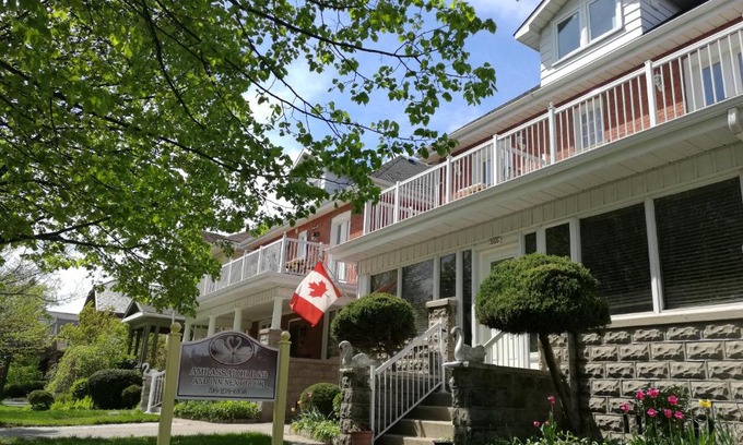Stratford Bed & Breakfast | Ambassador B&B Guest Home