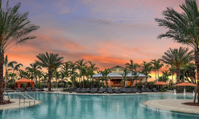 Naples Villa | Amenity rich 3BR+Den Pool Villa near Golf, Beach, Downtown Naples, Marco Island
