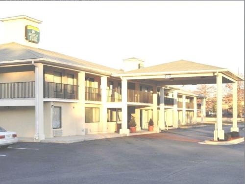 Belvedere Park Hotel | America's Best Inn & Suites - Decatur