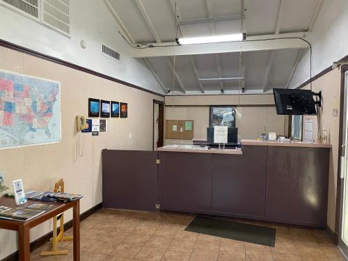 Pratt Hotel | American Inn