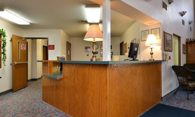 Clear Lake Hotel | Americas Best Value Inn & Suites Clear Lake