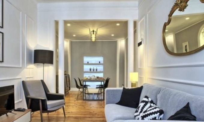 Santo Antonio Apartment | Amoreiras classy Apartment 5 minutes walk from Principe Real