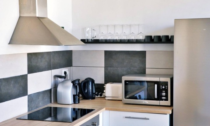 La Villette Apartment | an urban escape in the heart of Marseille