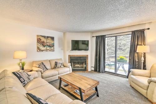 Spenard Apartment | Anchorage Apartment with Patio - Near the Knik Arm!