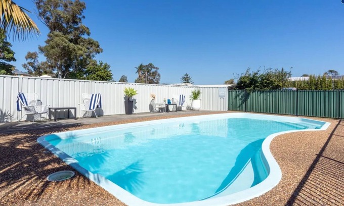 Greenwell Point House | Anchorage – boating, swimming and sunshine