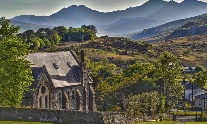 Capel-Curig House | Ancient and modern stylishly combine in this beautiful Church in Snowdonia