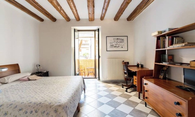 Citta Bassa Apartment | Ancient Stables II