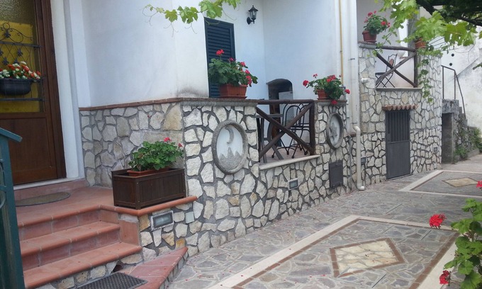 Pucara House | Ancient village of the well "Casa La Corte"