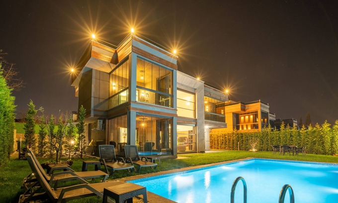 Adapazari Villa | Andalus Villas (Cordoba) Alcohol not Allowed