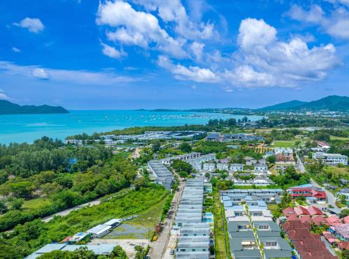 Chalong Hotel | Andaman Sea Best Pool Access and Villas