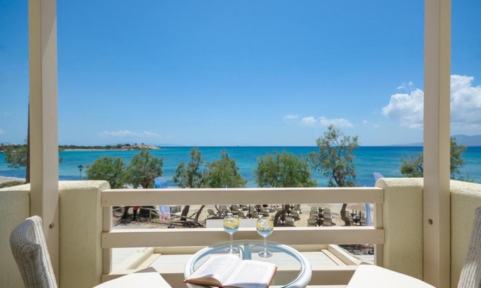 Agia Anna Bed & Breakfast | Angel Suites