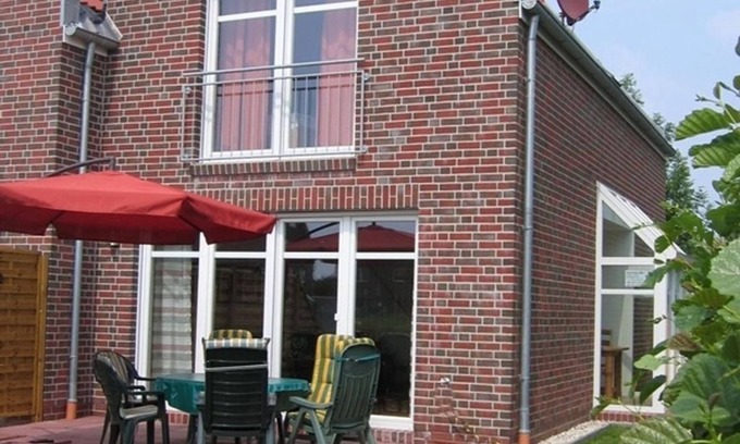 Norddeich House | Anika - Cozy terraced house near the beach