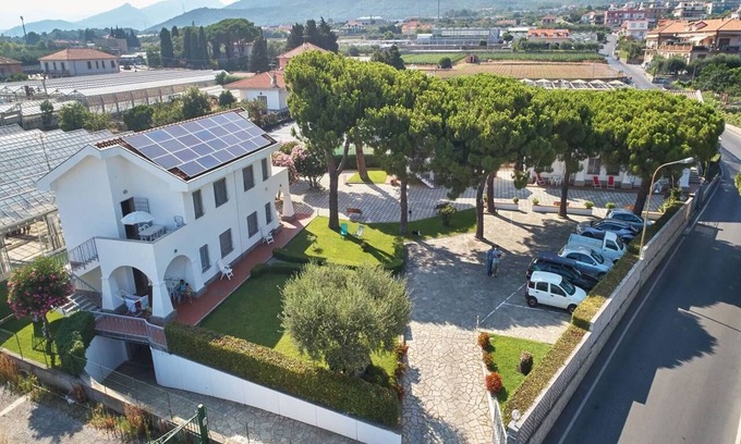 Ceriale Apartment | Annina 5 Pax - Two Bedroom Apartment, Sleeps 5