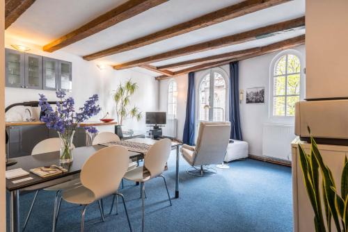 Burgwallen Nieuwe Zijde House | Anny's Warehouse City Centre!