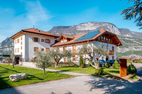 Mezzocorona House | Antico Fienile Agritur