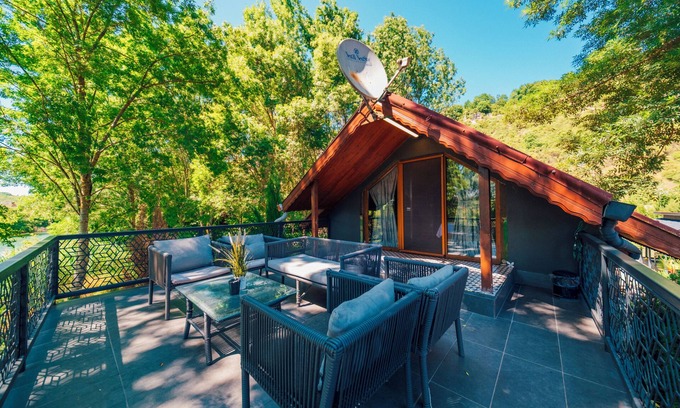 Sile Hotel | Antik River House