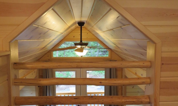 North Powder Cabin | Antone Creek Lodge, Cabin #2