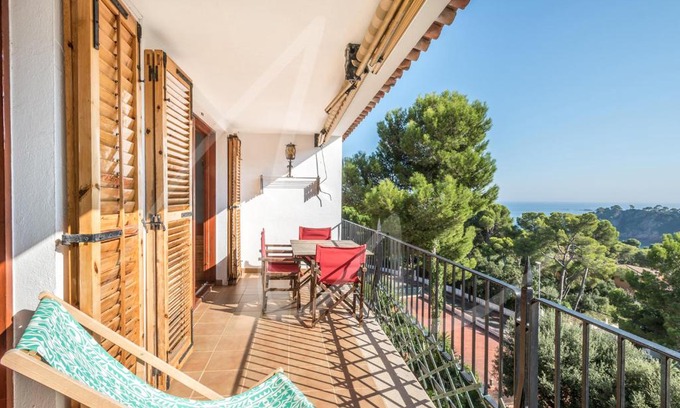 Calella de Palafrugell Apartment | Antora B, by SeaMount Rentals
