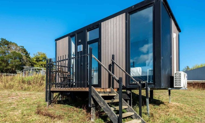 Waitoki House | Aorangi Peak Cabins 12 by Tiny Away