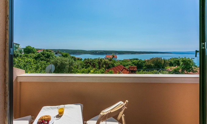 Rab Town Apartment | Apartments Ljiljana (65671-A1) - Supetarska Draga - island Rab