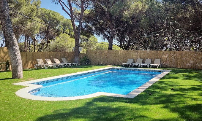 Pals Apartment | Apart. 4 Pax 300 m Beach, pool access (504-508 * MP 2H)