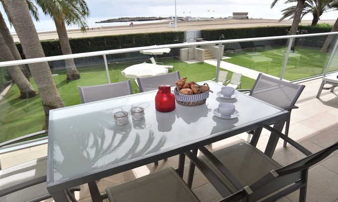 San Agustin Apartment | APARTMENT BOATS, LUXURY FRONTLINE BEACH