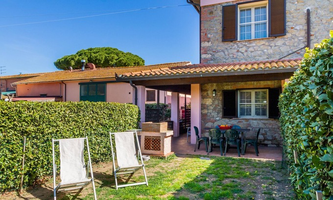 Pian di Rocca Apartment | Apartment 'Casa Flavia' with Shared Garden and Wi-Fi