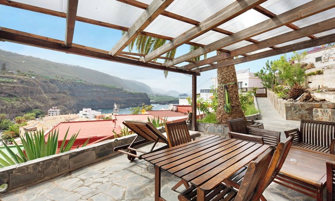 San Marcos Apartment | Apartament Ana with Mountain View, Sea View, Wi-Fi & Terrace