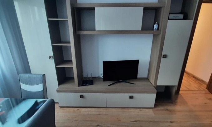 Saturn Apartment | Apartament Claudia