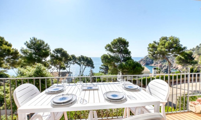 Calella de Palafrugell Apartment | Apartament Alegría