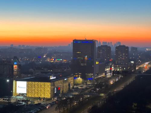 Praga Poludnie Apartment | Apartament SKYSCRAPPER z widokiem na panoramę Warszawy