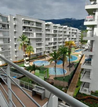 Melgar Apartment | Apartamento alto verde