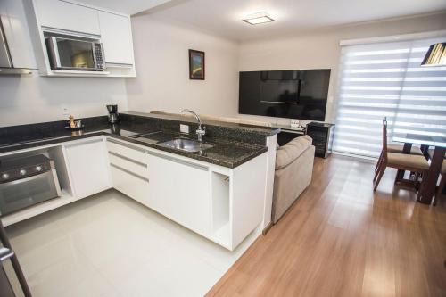 Matriz Apartment | Apartamento de 2 Quartos Com Vaga - HUB1006A