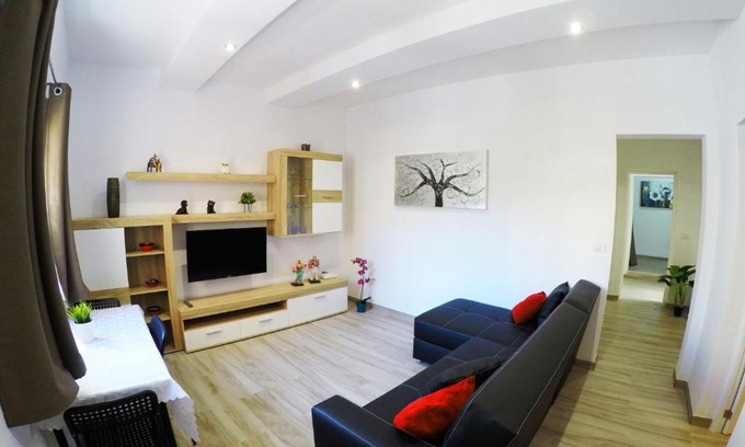 San Cristobal de La Laguna Apartment | Apartamentos Ainara