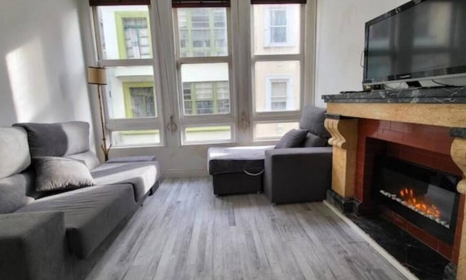 Ferrol Apartment | Apartamento Moderno en el Centro