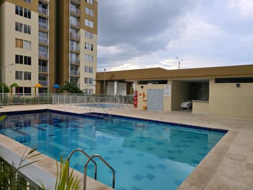 Valledupar Apartment | APARTAMENTO NIZA CON AIRE ACONDICIONADO Y PISCINA MUY CERCA DEL Cc MAYALES PLAZA