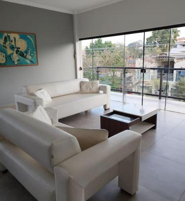 Aguas de Sao Pedro Apartment | Apartamento no centro da cidade - Próximo ao Thermas Water Park - 3 suítes