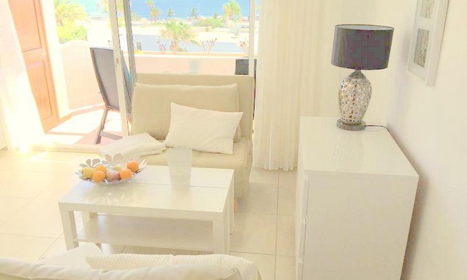 Puerto del Carmen Apartment | Apartamento Princess sea views, vistas al mar , Meerblick