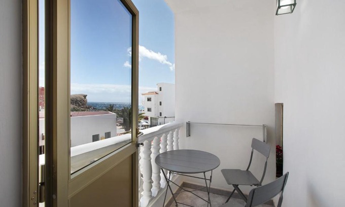 Los Gavilanes Apartment | Apartamento Tajao