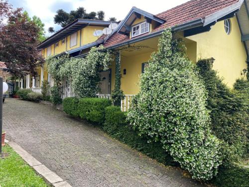 Gramado City Centre Apartment | Apartamentos Sulla Collina Centro de Gramado localizado próximo da rua Coberta