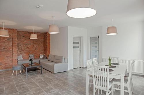 Klodzko Miasto Apartment | Apartamenty w starym browarze 1