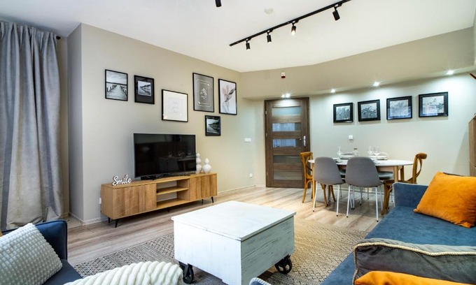 Radom Apartment | ApartamentySnu, Słoneczny Standard z parkingiem, Centrum
