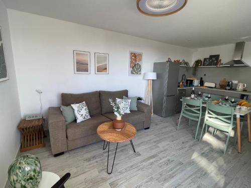 El Madronal Apartment | Apartamerica 471, Gartenwohnung, Pool, 150 M zum Strand, Las Americas