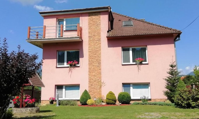 Ivachnova Apartment | Apartmán Holiday 93