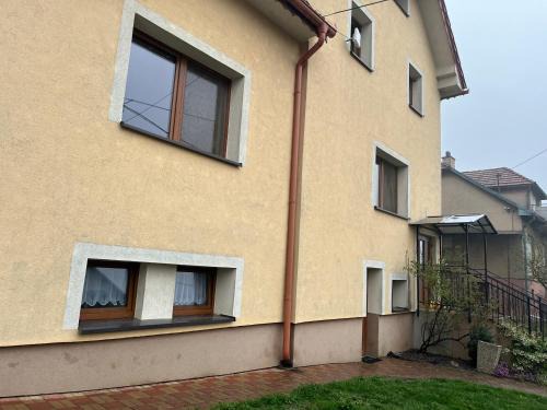 Banska Stiavnica Apartment | Apartmán pod Kalváriou II - rodinný dom