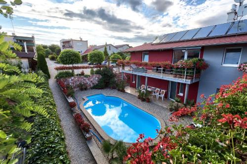 Podhajska House | Apartmánový dom RED